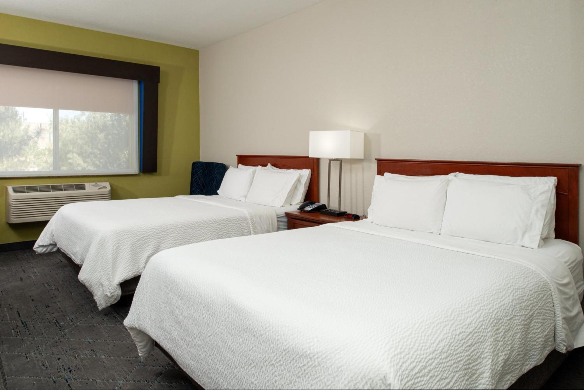 Holiday Inn Express Hotel & Suites Farmington By Ihg Exteriör bild