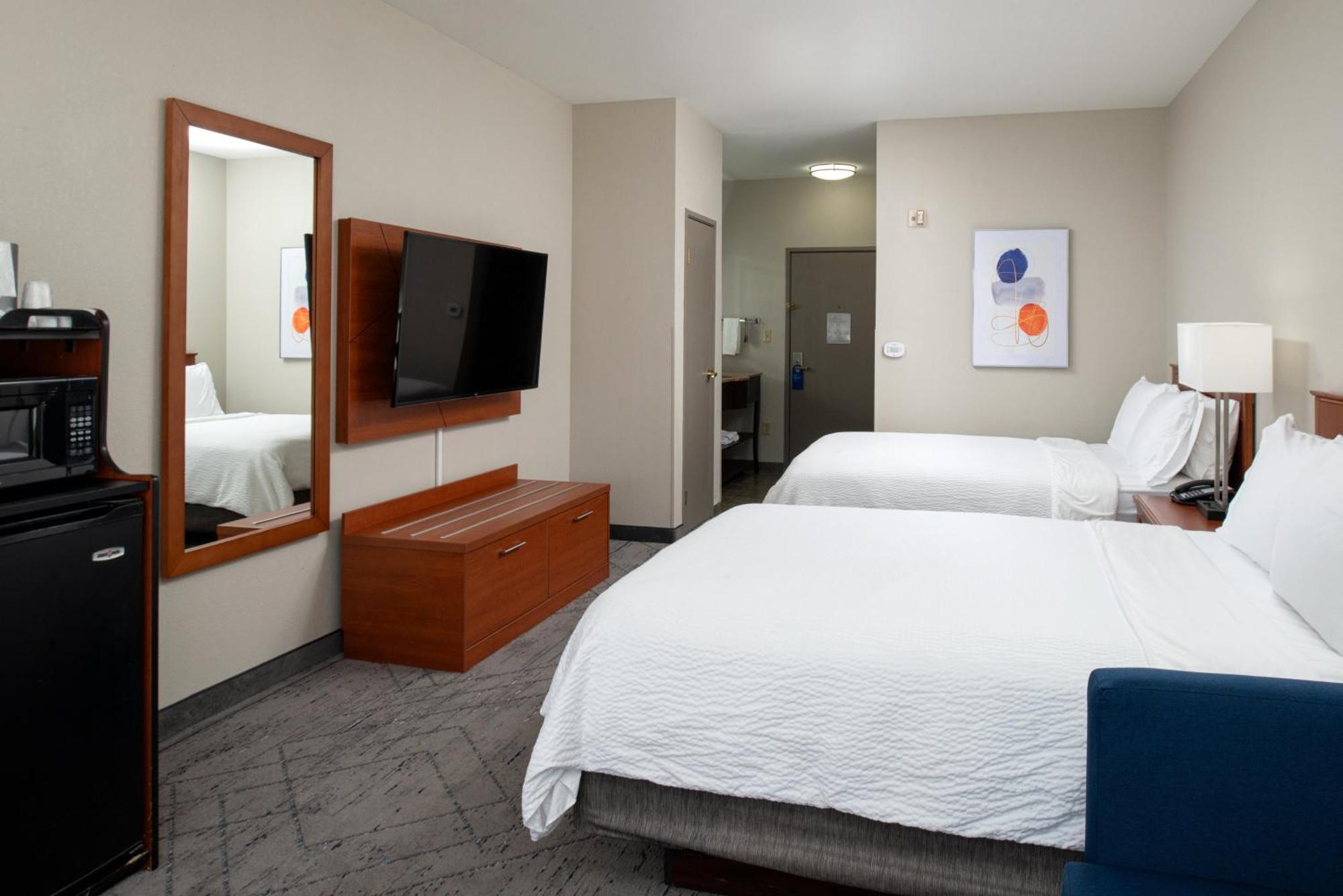Holiday Inn Express Hotel & Suites Farmington By Ihg Exteriör bild