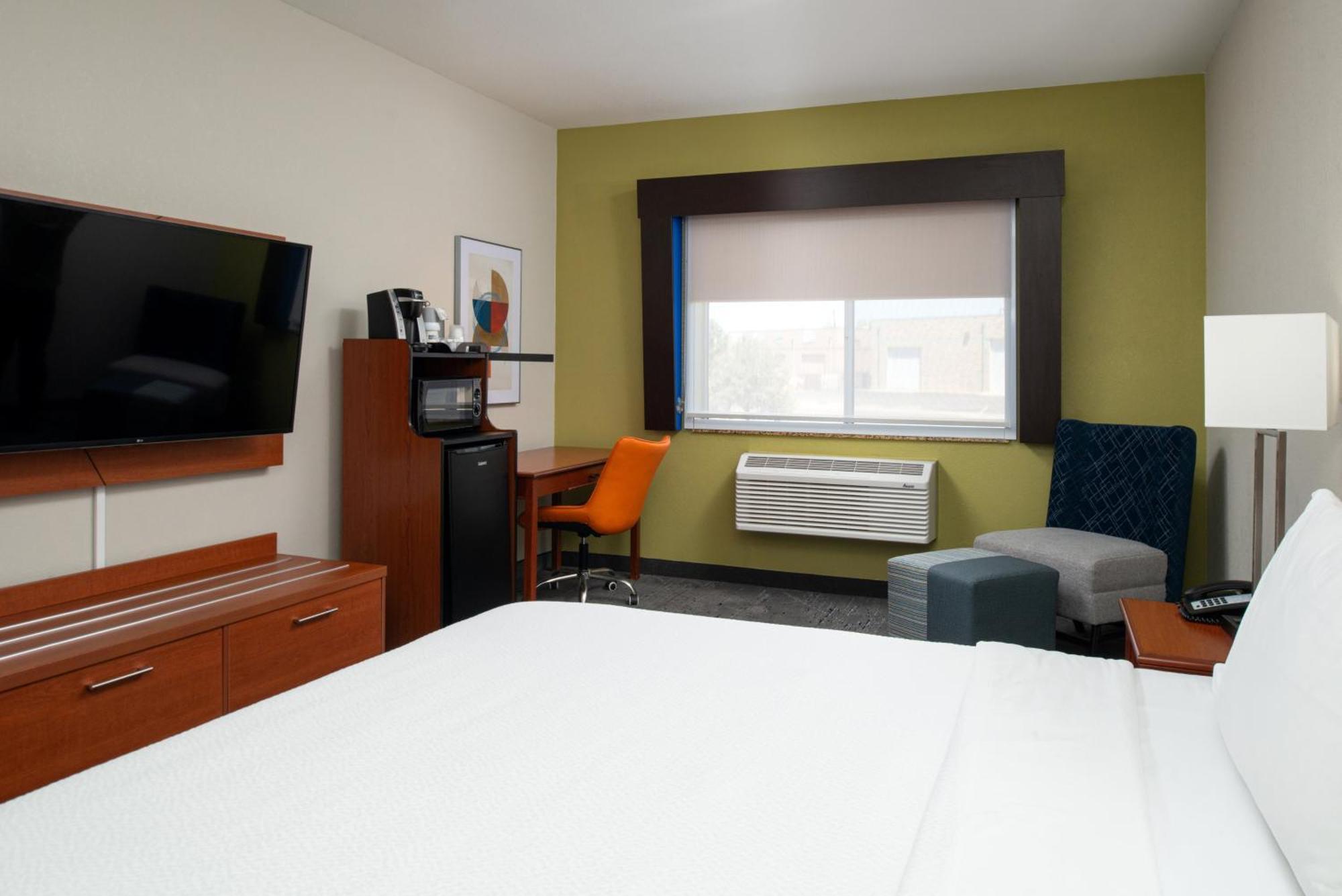 Holiday Inn Express Hotel & Suites Farmington By Ihg Exteriör bild