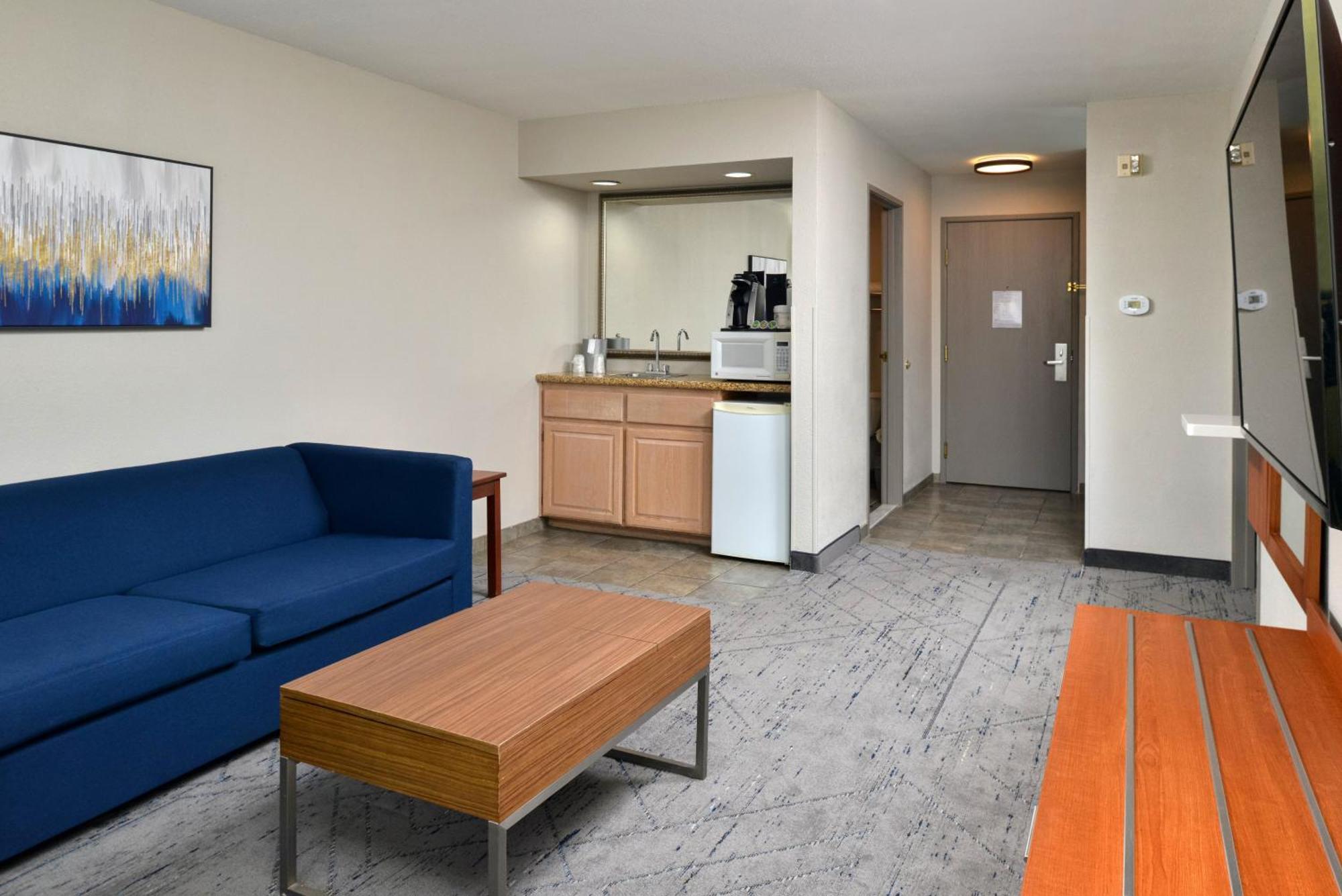 Holiday Inn Express Hotel & Suites Farmington By Ihg Exteriör bild