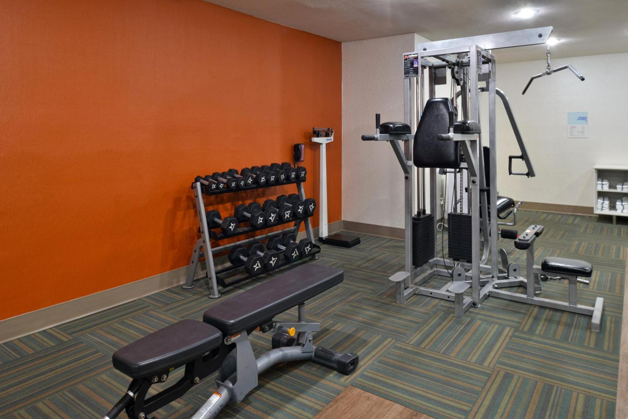 Holiday Inn Express Hotel & Suites Farmington By Ihg Exteriör bild