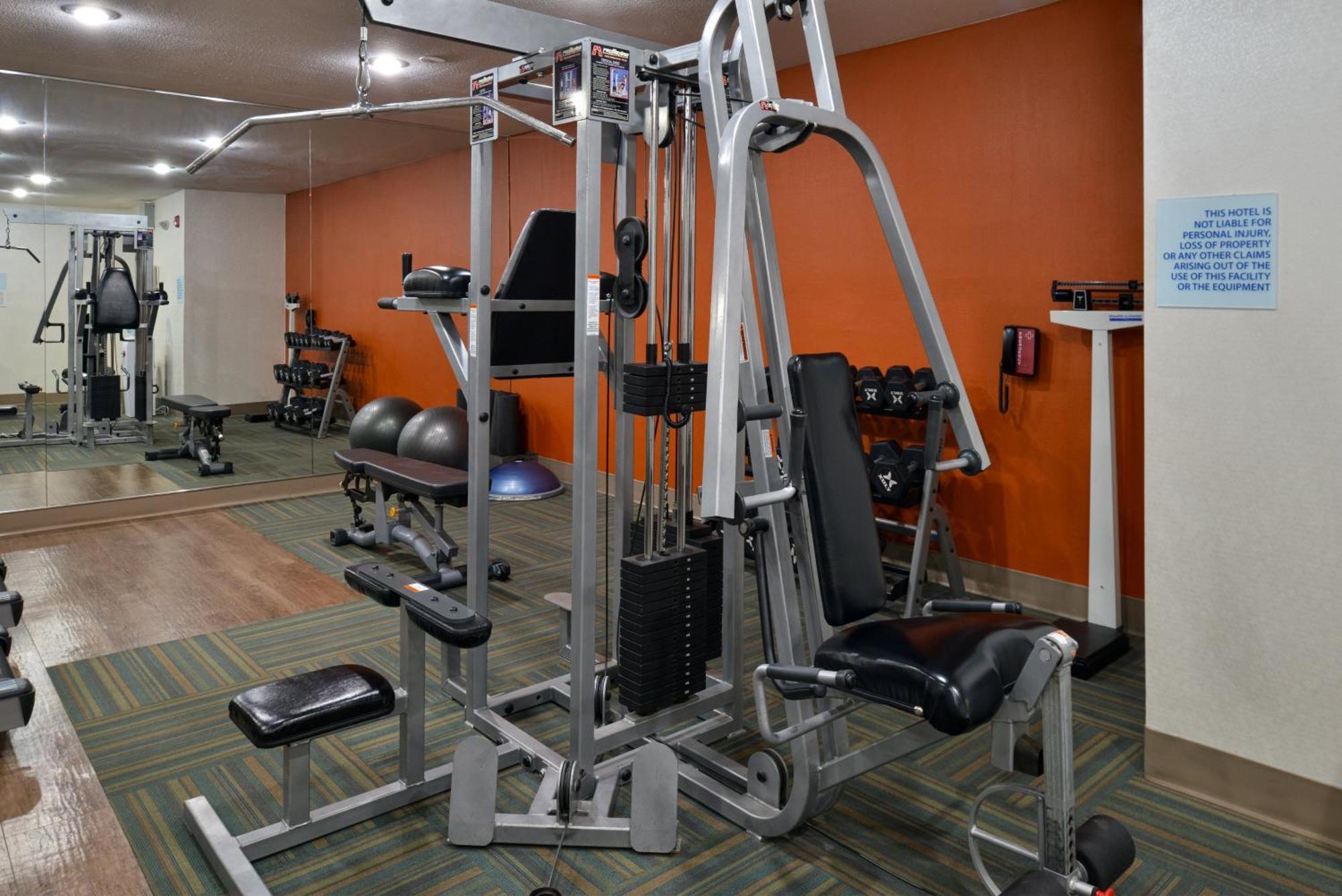 Holiday Inn Express Hotel & Suites Farmington By Ihg Exteriör bild